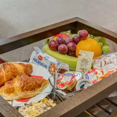 Отель LHR - Coliseum B&B 3* Стандартный номер с различными типами кроватей фото 9