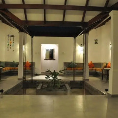 Отель Tissakumbura Holiday Home интерьер отеля
