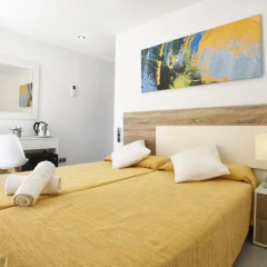 Hotel Gabarda & Gil 2* Улучшенный номер с различными типами кроватей фото 4