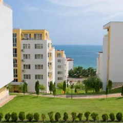 Апартаменты Crown and Imperial Fort Apartments пляж