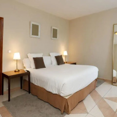 Отель Escala Suites комната для гостей фото 4