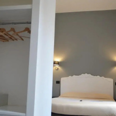 Отель 102 Vaticano Suite Roma сейф в номере