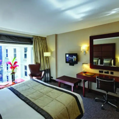 Leonardo Royal Hotel London St Paul’s 5* Улучшенный номер с 2 отдельными кроватями фото 2