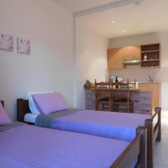 Отель Athina Inn в номере фото 2