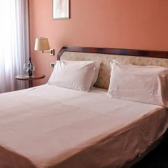 Hotel Bristol 4* Стандартный номер с двуспальной кроватью фото 3