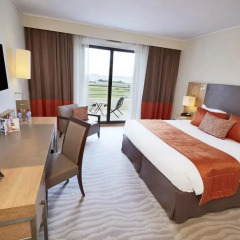 Отель Golden Tulip Villa Massalia 4* Улучшенный номер с различными типами кроватей фото 4
