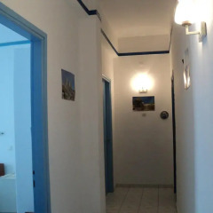Oasis Hotel сейф в номере