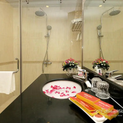Golden Charm Hotel 2* Улучшенный номер фото 6