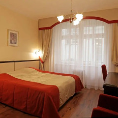 Отель Zlaty Sloup 3* Стандартный номер с двуспальной кроватью фото 3