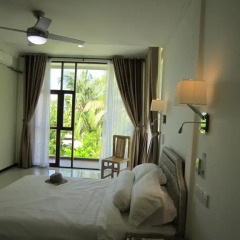 Отель Nazaki Residences Beach 4* Улучшенный номер с 2 отдельными кроватями фото 5