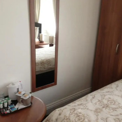 Отель Onslow Guest house 2* Стандартный номер с 2 отдельными кроватями (общая ванная комната) фото 2