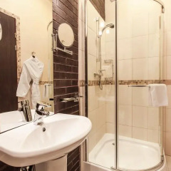 Гостиница Невский Форум 4* Номер Делюкс разные типы кроватей фото 12