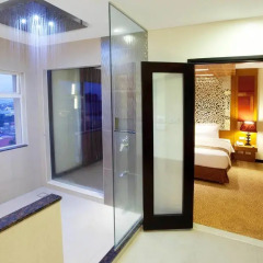 Hotel Elizabeth Cebu 3* Люкс повышенной комфортности с различными типами кроватей фото 5