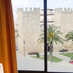 Отель Apartamentos Carlos V комната для гостей фото 2