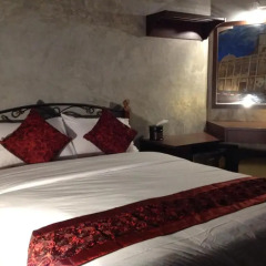 Beehive Phuket Old Town - Hostel Улучшенный номер разные типы кроватей фото 3