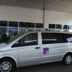 In Hotel Belgrade городской автобус