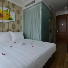 Hanoi Bella Rosa Suite Hotel 3* Стандартный номер с различными типами кроватей фото 2