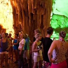 Отель Halong Bay Aloha Cruises 3* Улучшенный номер с различными типами кроватей фото 5