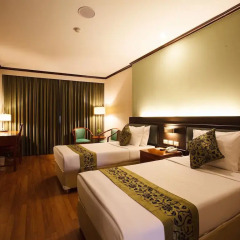 Отель Aspria Grand Regency Sukhumvit 22 (ex. Check Inn Regency Park) 4* Улучшенный номер