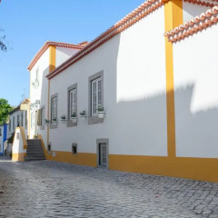 Отель Casa Das Senhoras Rainhas 4* Люкс с различными типами кроватей фото 3