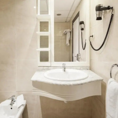 Ilunion Hotel Bilbao 3* Стандартный номер с различными типами кроватей фото 19
