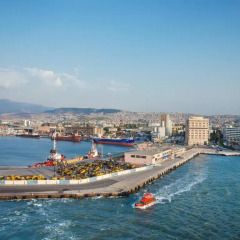Отель Park Inn by Radisson Izmir бассейн