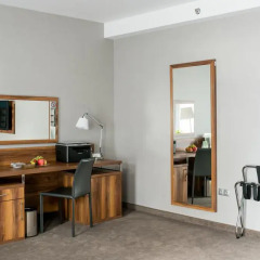 Отель Holiday Inn Krakow City Centre 5* Представительский номер с различными типами кроватей фото 2