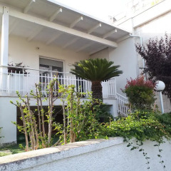 Отель B&B Momà Бари
