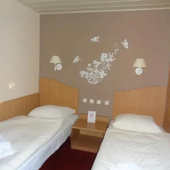 Hotel Atlantis 2* Стандартный номер с 2 отдельными кроватями фото 10