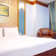 Отель The Bavana Surawong Bangkok 3* Стандартный номер
