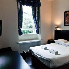 Отель The Victorian House 2* Стандартный номер с двуспальной кроватью фото 16