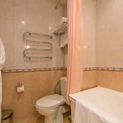 Андерсен отель 3* Улучшенный номер с двуспальной кроватью фото 3