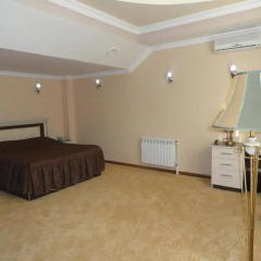 Diana Hotel интерьер отеля