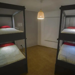 Funky Monkey Hostel Sagres комната для гостей