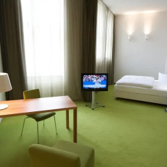 Отель Wyndham Garden Berlin Mitte 4* Стандартный номер с различными типами кроватей фото 4