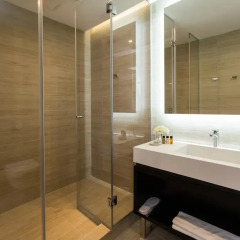 Отель Dominic & Smart Luxury Suites Republic Square 4* Номер Делюкс с различными типами кроватей фото 13