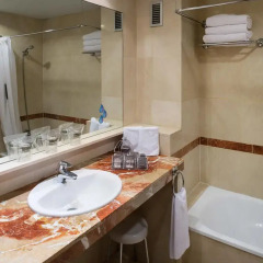 Отель Catalonia La Pedrera 4* Полулюкс с различными типами кроватей