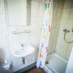 Отель -Restuarant Heideschänke Германия, Брауншвейг - отзывы, цены и фото номеров - забронировать отель -Restuarant Heideschänke онлайн ванная фото 2