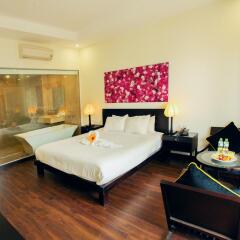 Отель Thanh Binh Riverside Hoi An 4* Номер Делюкс с различными типами кроватей фото 2