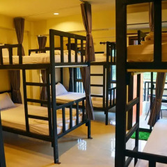 Chang Hostel Кровать в женском общем номере с двухъярусной кроватью фото 5