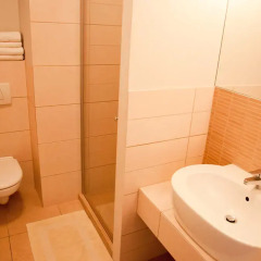 Отель Apartamenty 23 Польша, Познань - отзывы, цены и фото номеров - забронировать отель Apartamenty 23 онлайн ванная