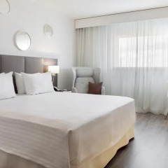 AC Hotel Paris Le Bourget Airport by Marriott 4* Стандартный номер с различными типами кроватей фото 3
