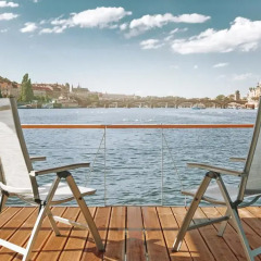 Отель VIPliving Houseboat Прага балкон