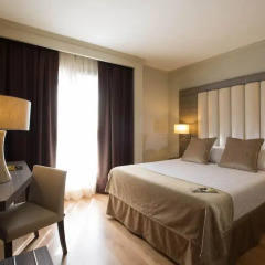 Sercotel Gran Hotel Luna de Granada 4* Стандартный номер с двуспальной кроватью