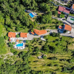 Отель Luxury Villas Lapcici Черногория, Будва - отзывы, цены и фото номеров - забронировать отель Luxury Villas Lapcici онлайн детские мероприятия