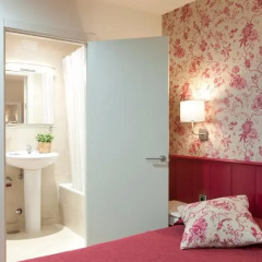 Отель Hostal Matheu Стандартный номер с различными типами кроватей фото 2