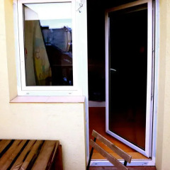 Penthouse Privates Hostel Будапешт сейф в номере