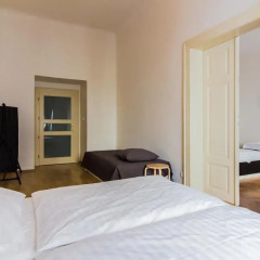 Апартаменты Mighty Prague Apartments комната для гостей