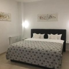 Отель Exclusive Airport Apartment Германия, Франкфурт-на-Майне - отзывы, цены и фото номеров - забронировать отель Exclusive Airport Apartment онлайн комната для гостей фото 4