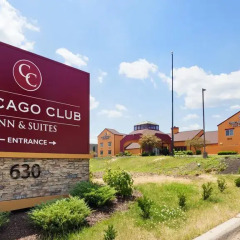 Отель Chicago Club Inn & Suites 3* Улучшенный номер с различными типами кроватей фото 3